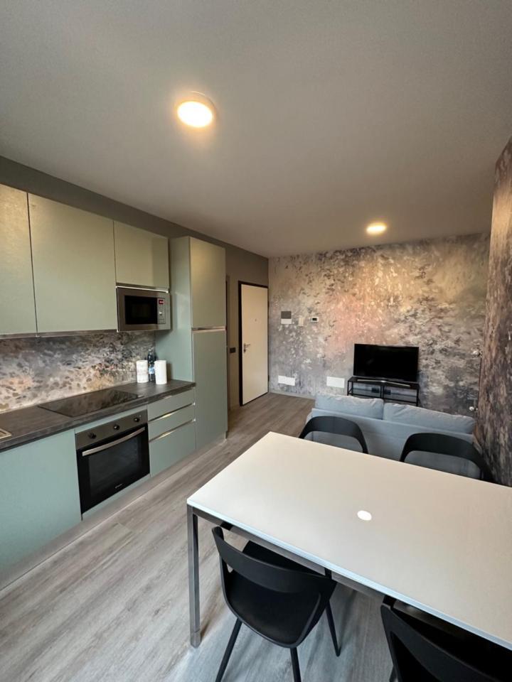 Corte Grande Apartment Lipomo Eksteriør bilde